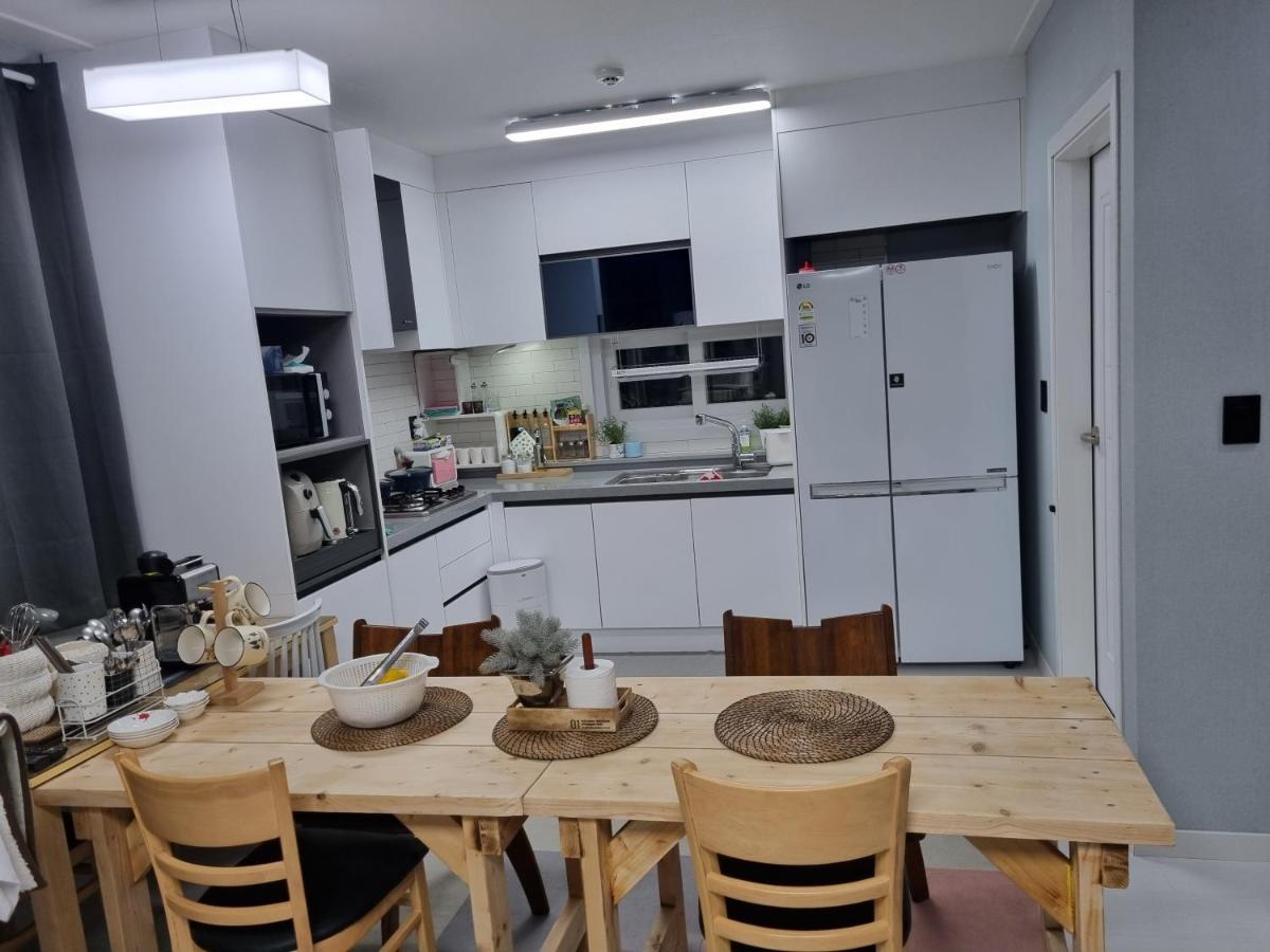 Bed and Breakfast Gashi Sarang Seogwipo Zewnętrze zdjęcie