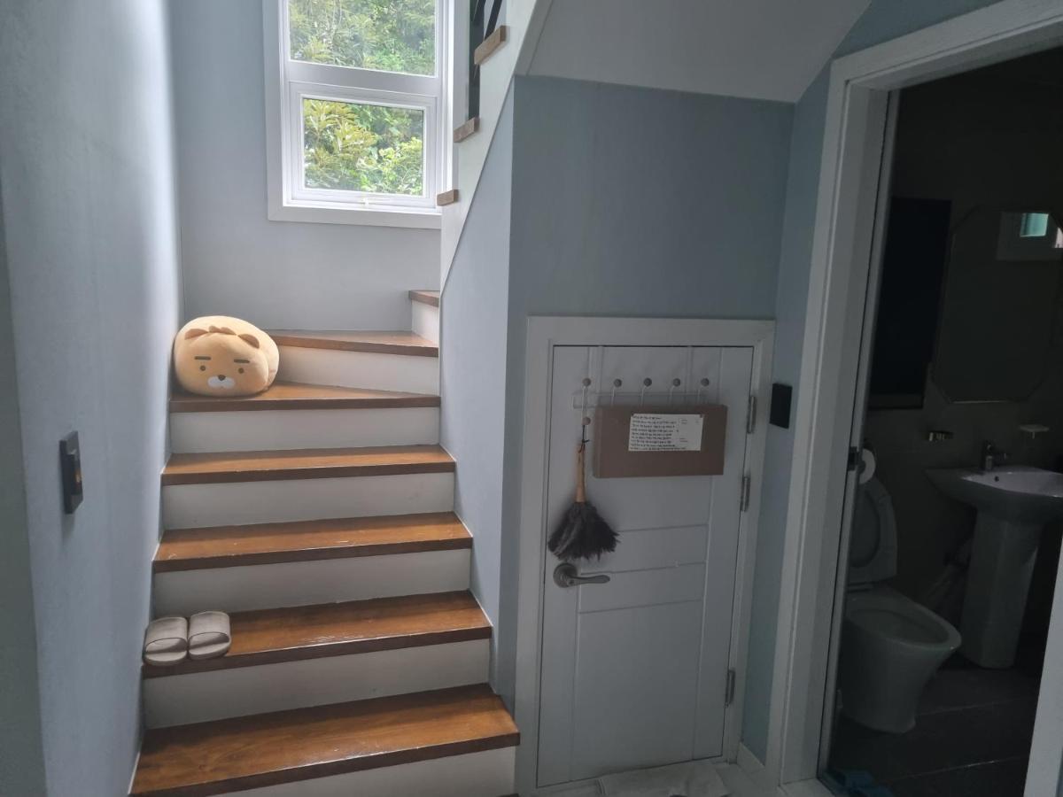 Bed and Breakfast Gashi Sarang Seogwipo Zewnętrze zdjęcie